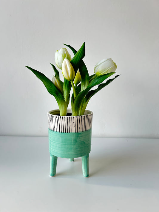 A legélethűbb gumi tulipán kaspóban - fehér