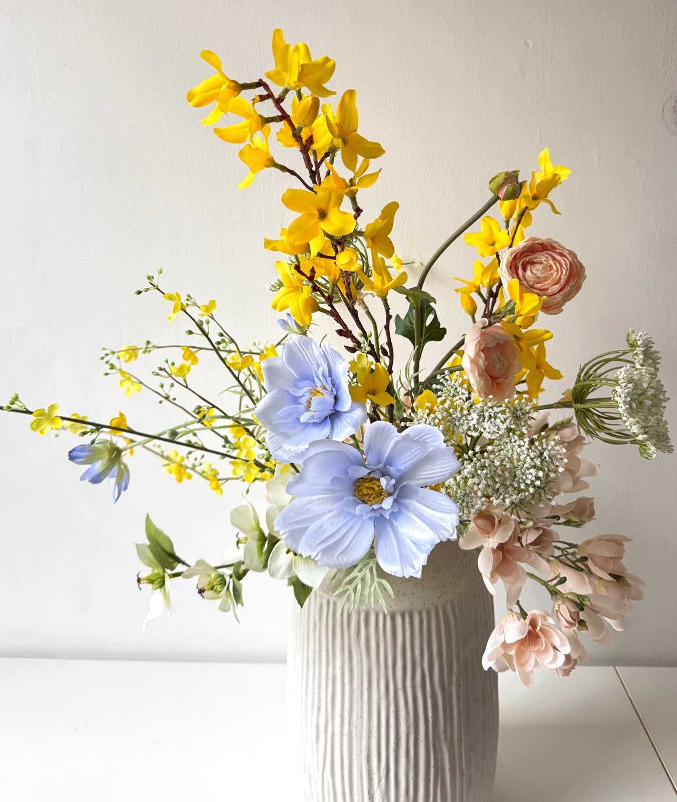 Spring artificial flower bouquet