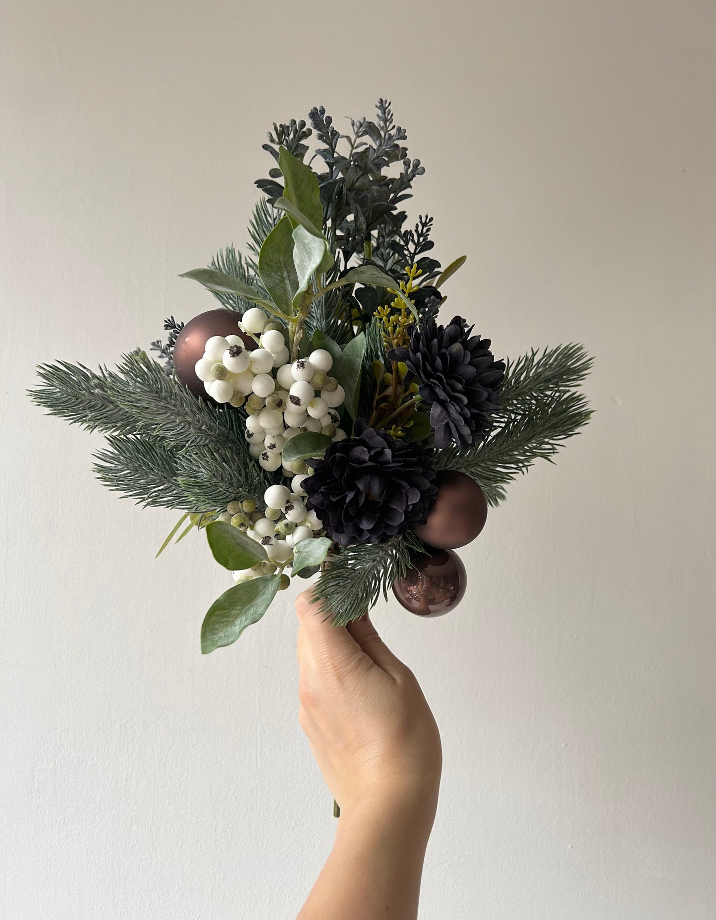 White berry bouquet with Christmas tree balls