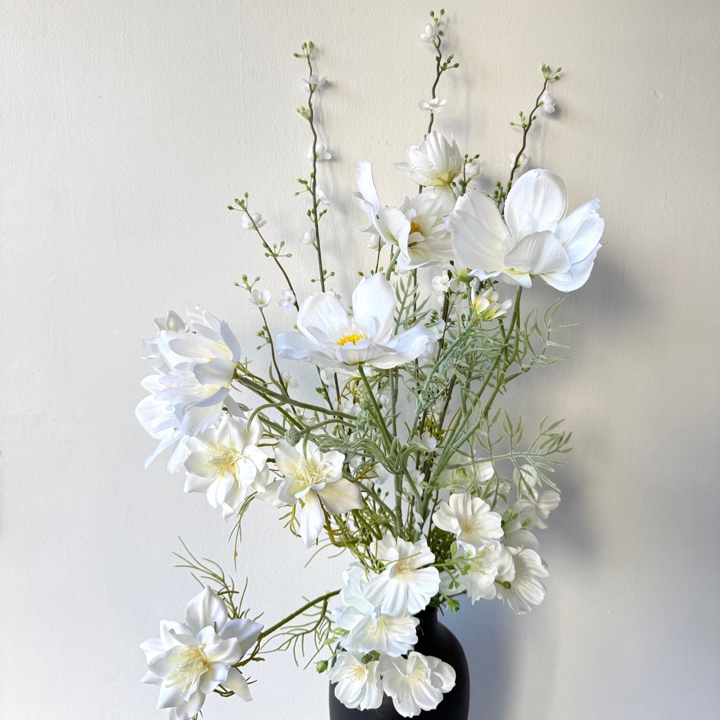 White spring mixed bouquet