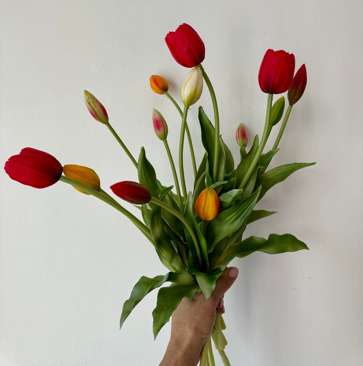 A legélethűbb gumi tulipán művirág csokor - vegyes színek