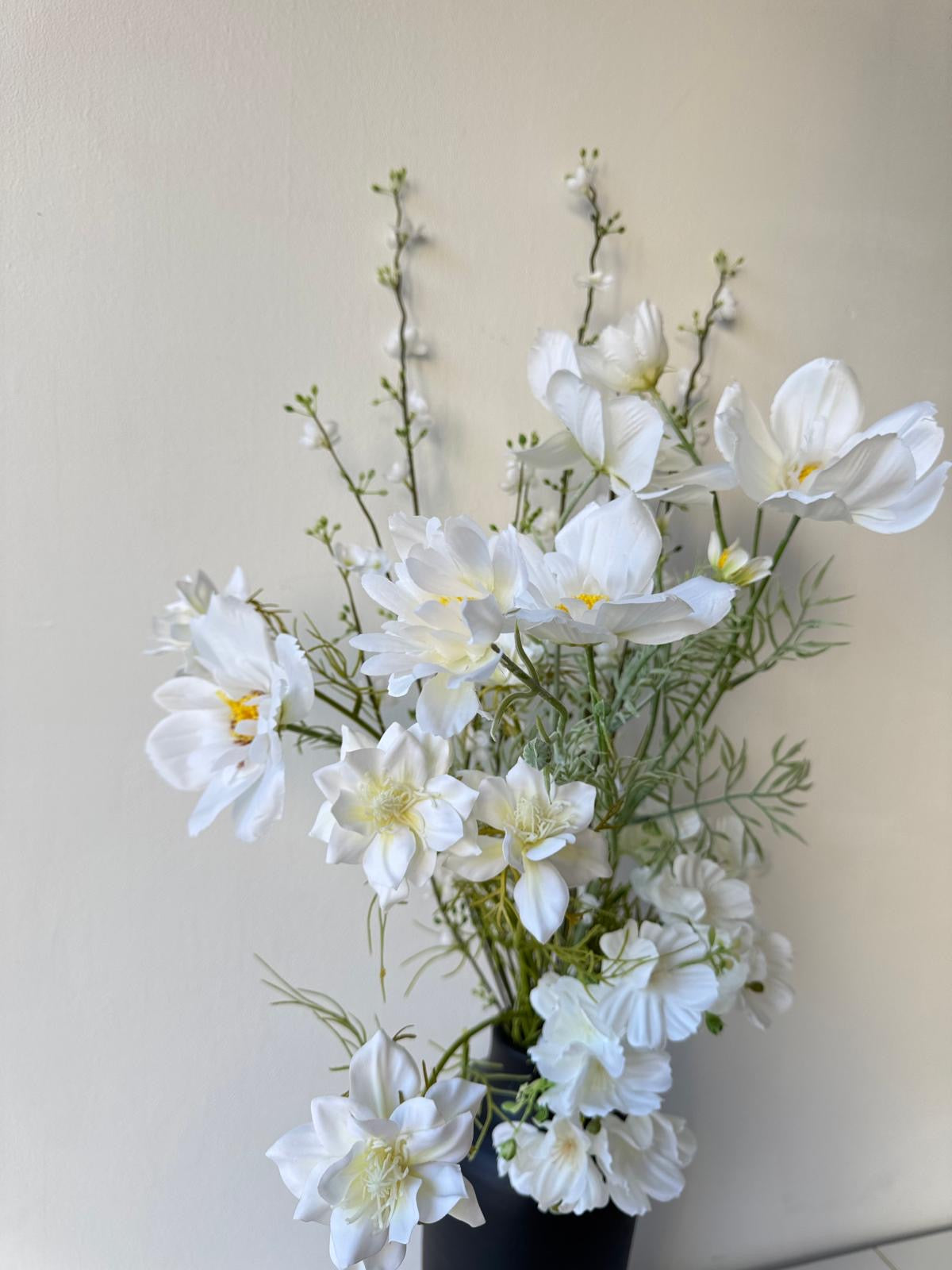 White spring mixed bouquet