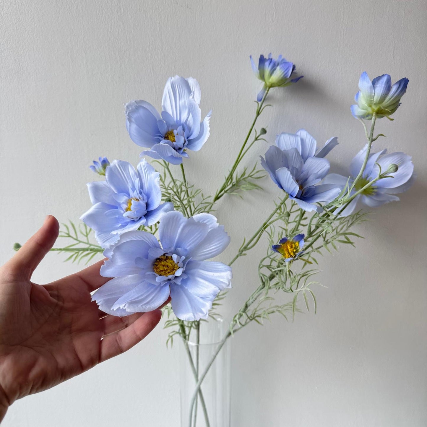 Fibrous blue artificial flower