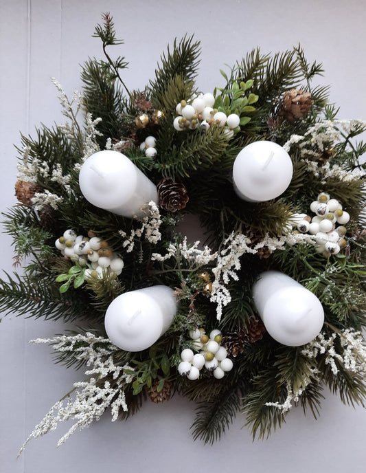 White berry Advent wreath