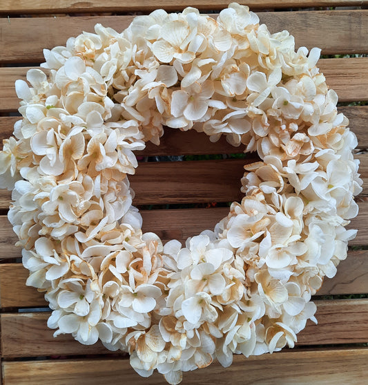Hydrangea wreath - cream color