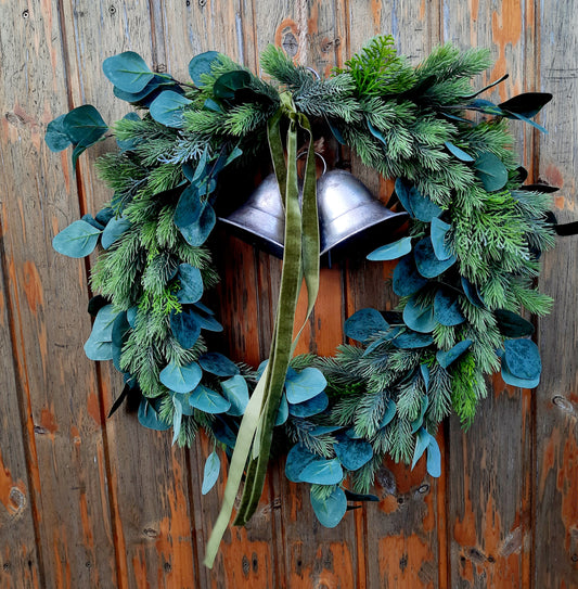 Ezüstkolompos ajtódísz