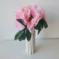 Künstlicher Blumenstrauß aus rosa Pfingstrosen