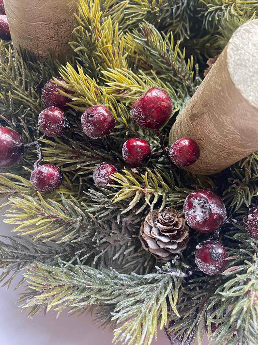 Bordó bogyós adventi koszorú